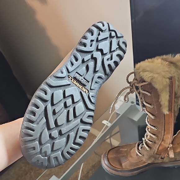 Merrell Women's Brown Winter Boots with Faux Fur - Picture 4 of 4